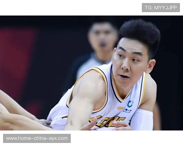 广厦女篮奋勇拼搏，冯欣表现不俗助球队绝杀对手